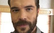 Charlie Weber