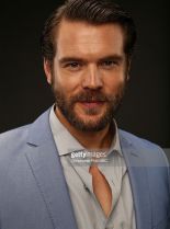 Charlie Weber