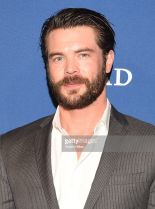 Charlie Weber