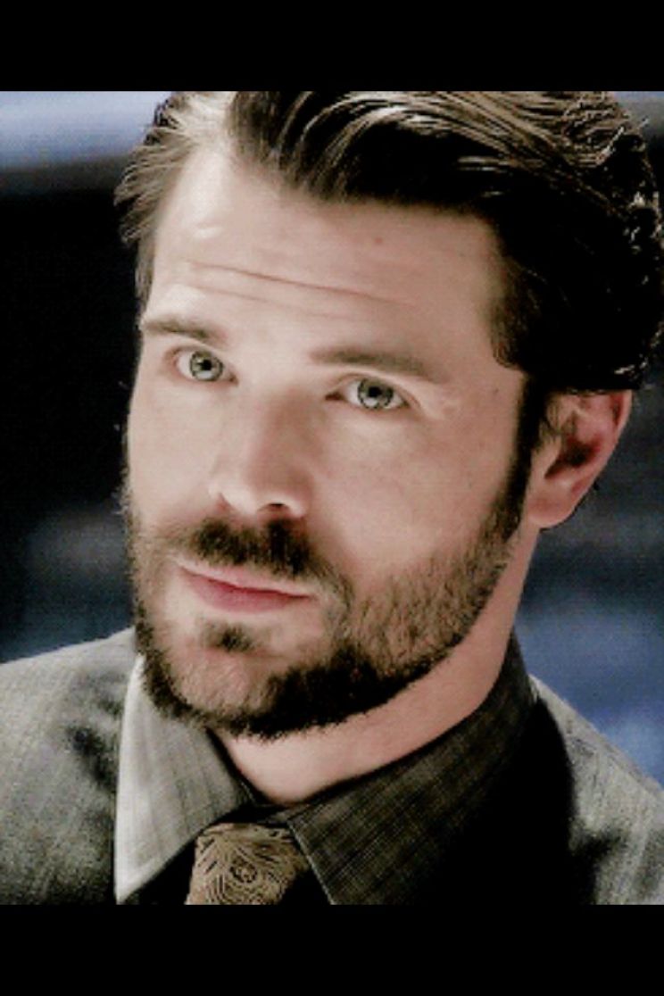 Charlie Weber