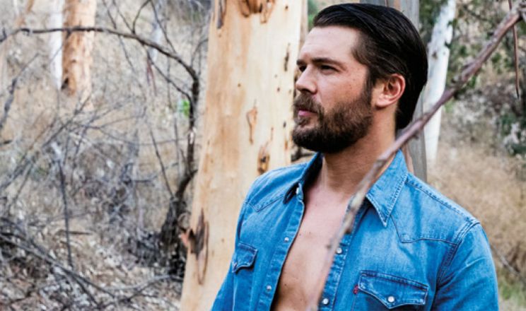 Charlie Weber