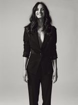 Charlotte Le Bon photo