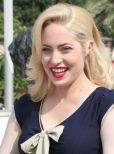 Charlotte Sullivan