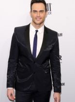 Cheyenne Jackson #380840 picture (Portrait Medium)