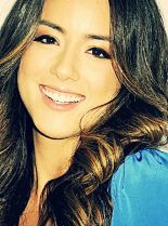 Chloe Bennet #31050 picture (Portrait Medium)
