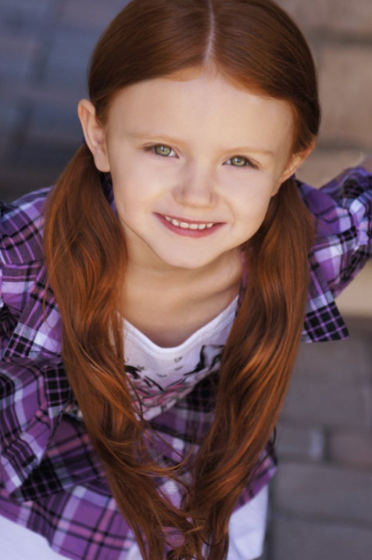 Chloe Csengery