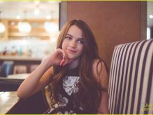 Chloe East #980374 picture (Landscape Medium)