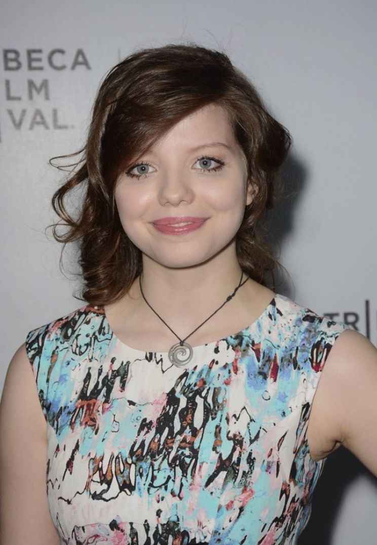 Chloe Levine