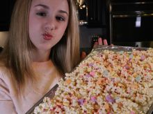Chloe Lukasiak photo