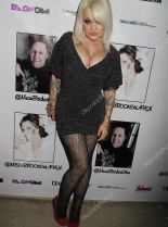 Chloe Wepper photo