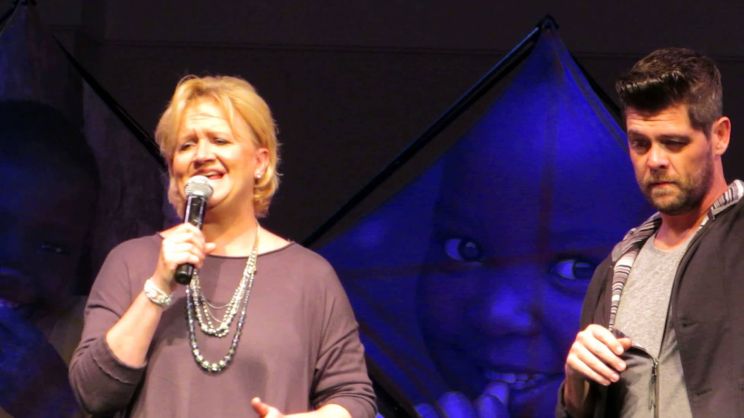 Chonda Pierce