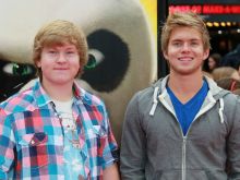 Chris Brochu