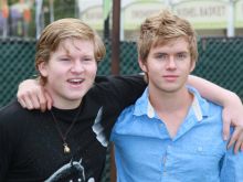 Chris Brochu