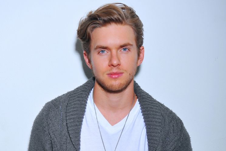 Chris Brochu