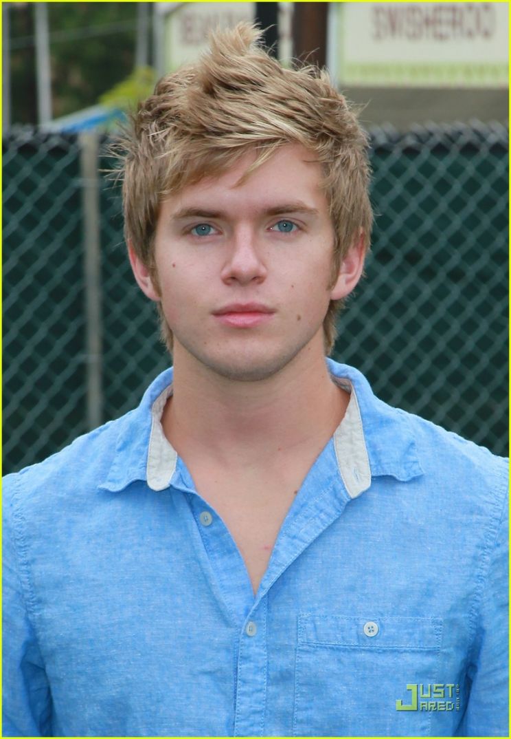 Chris Brochu