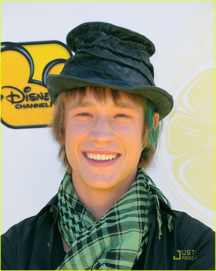 Chris Brochu