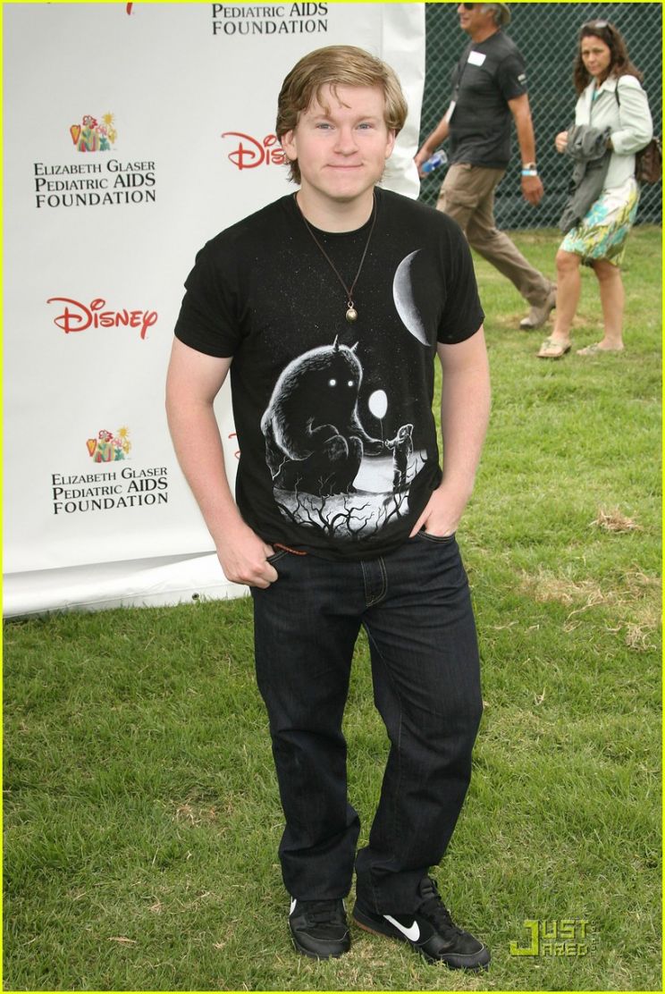 Chris Brochu