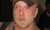 Chris Elliott