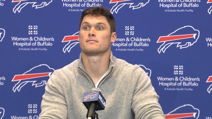 Chris Hogan