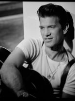 Chris Isaak