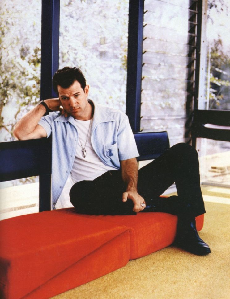 Chris Isaak