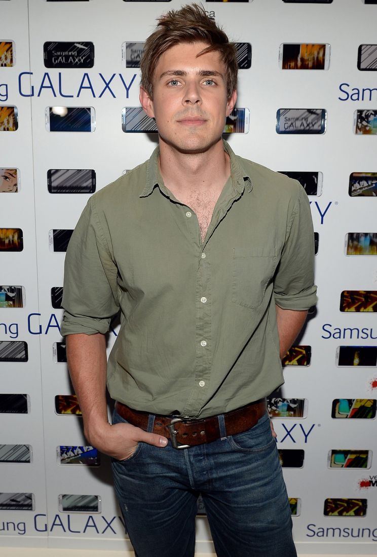 Chris Lowell