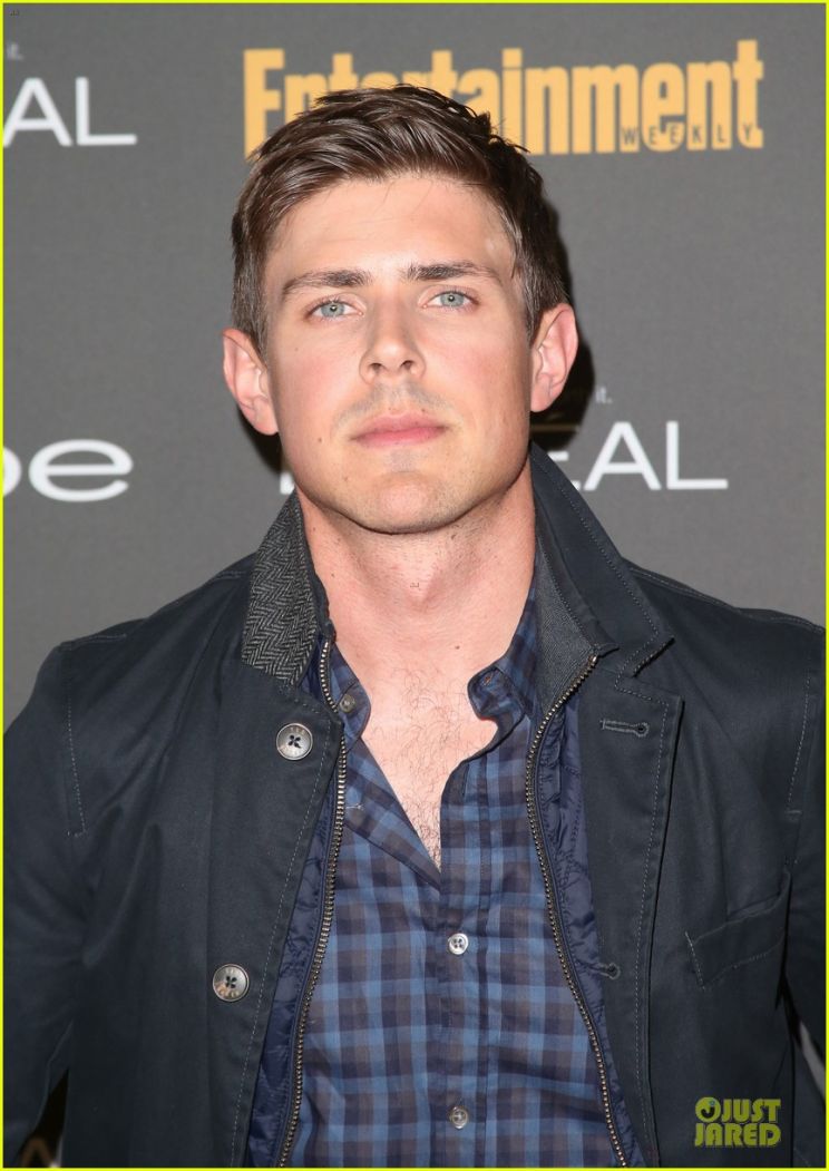 Chris Lowell
