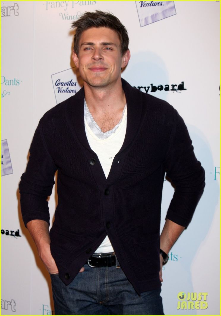 Chris Lowell