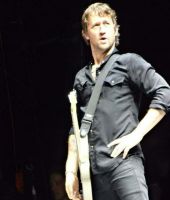 Chris New