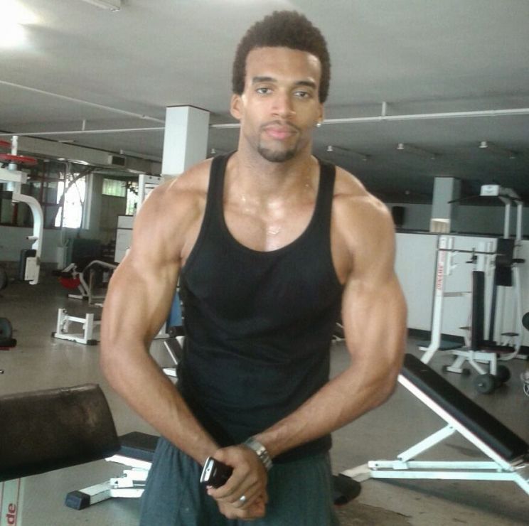 Chris Obi