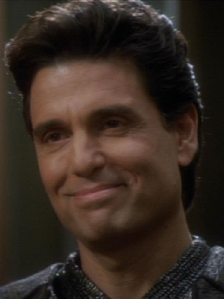 Chris Sarandon