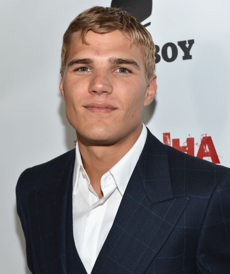 Chris Zylka