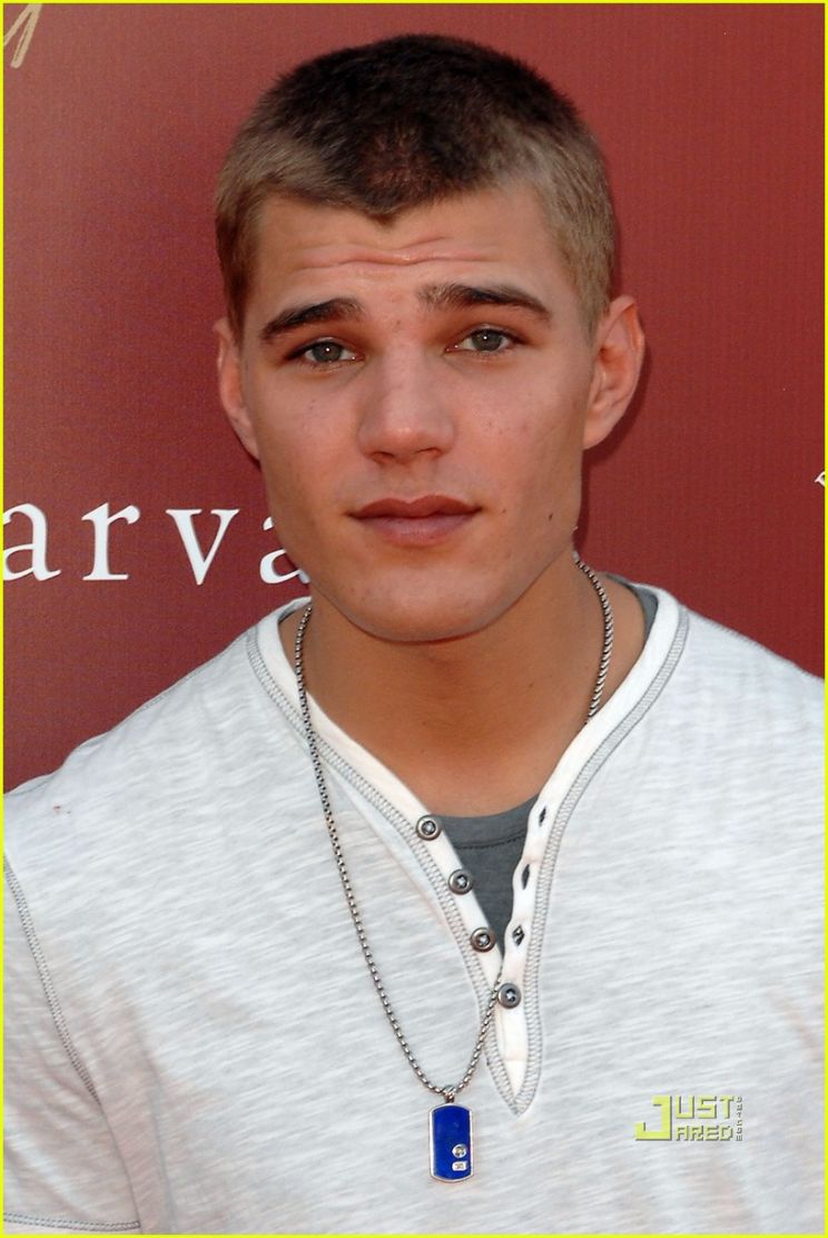 Chris Zylka