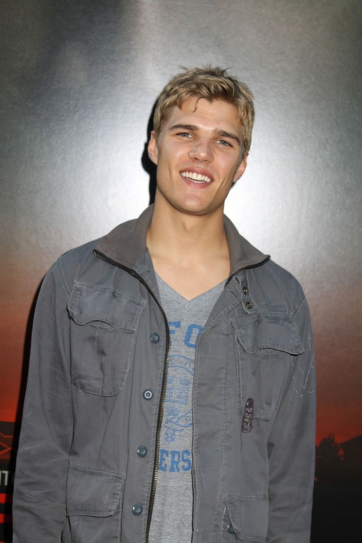 Chris Zylka