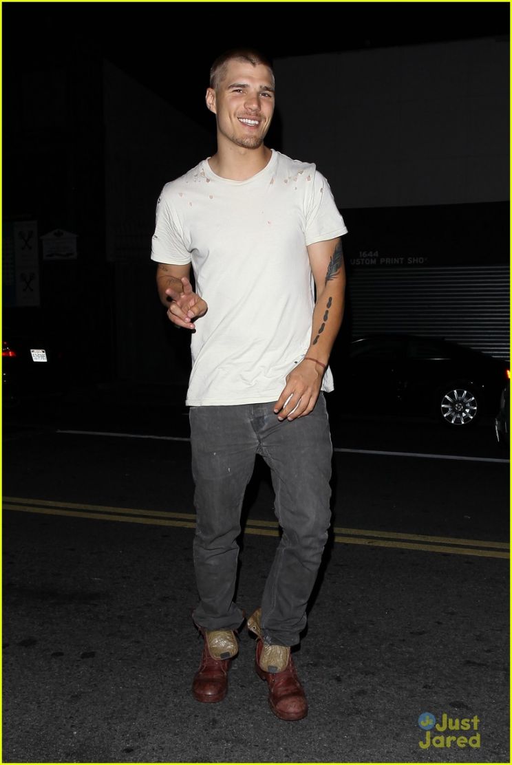 Chris Zylka