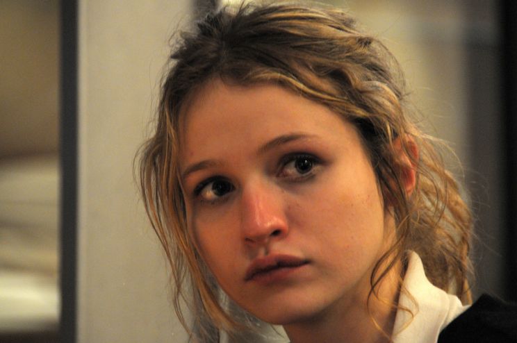Christa Théret