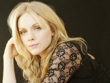 Christina Cole
