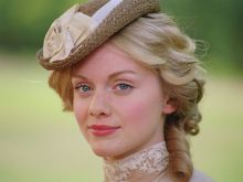 Christina Cole