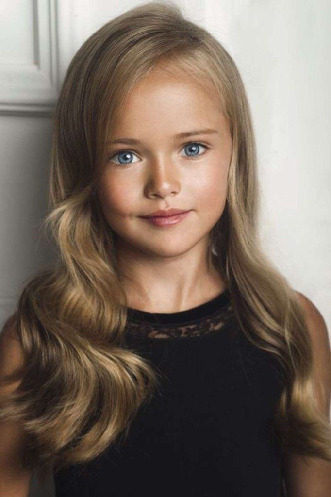 Pictures of Christina Model