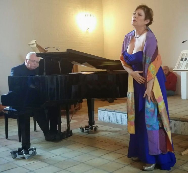 Christina Olin