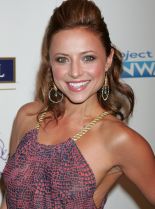 Christine Lakin