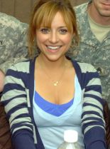 Christine Lakin