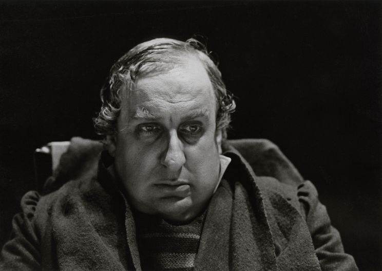 Christopher Benjamin