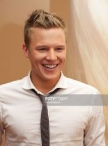 Christopher Egan