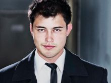 Christopher Sean