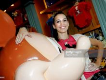 Christy Carlson Romano