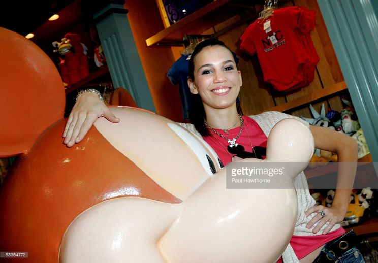 Christy Carlson Romano