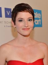 Chyler Leigh photo