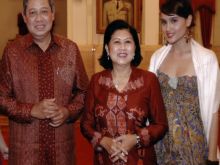 Cinta Laura Kiehl photo