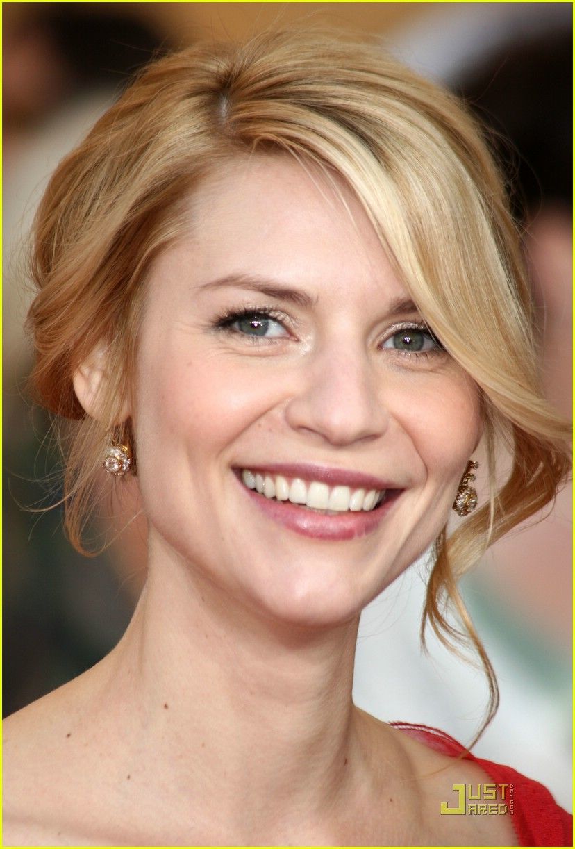 Pictures of Claire Dames